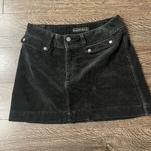 Abercrombie & Fitch Black Corduroy Mini Skirt #y2kfashion #miniskirt #corduroy